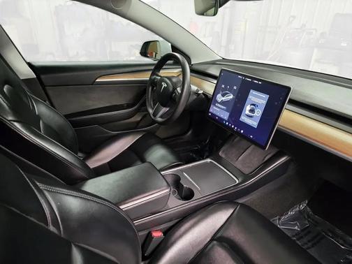 Pearl White Multi-Coat 2021 Tesla Model 3 Long Range