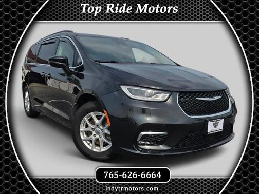 Brilliant Black Crystal Pearlcoat 2022 Chrysler Pacifica Touring L