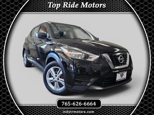 Super Black 2019 Nissan Kicks S