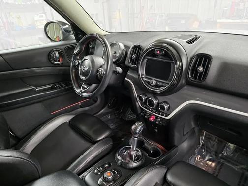 2017 MINI Countryman Cooper S
