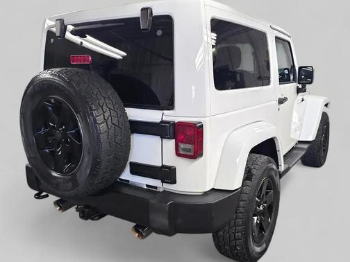 2012 Jeep Wrangler Sahara