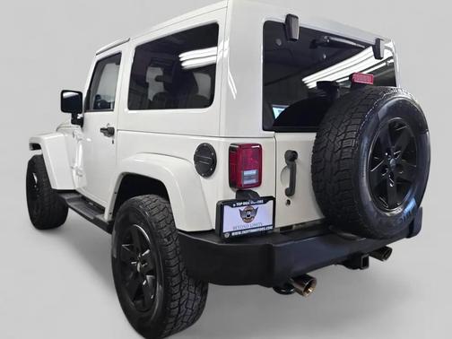 2012 Jeep Wrangler Sahara