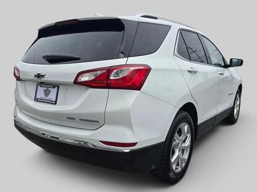 Summit White 2019 Chevrolet Equinox Premier