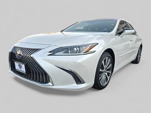 2020 Lexus ES 300h Premium