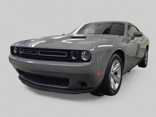 2017 Dodge Challenger SXT