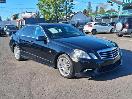 BLACK 2010 Mercedes-Benz E-Class E350 4MATIC