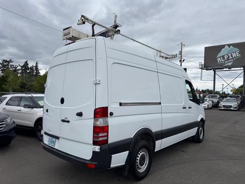 Arctic White 2011 Mercedes-Benz Sprinter 2500