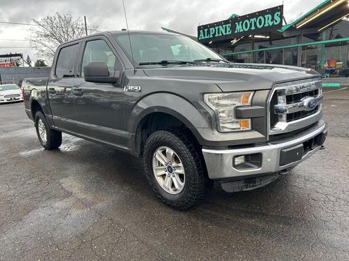 GREY 2015 Ford F-150 XLT