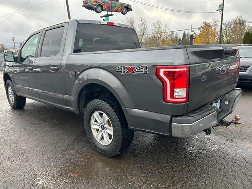 GREY 2015 Ford F-150 XLT