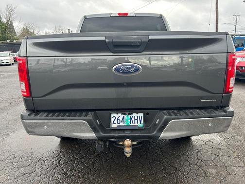 GREY 2015 Ford F-150 XLT