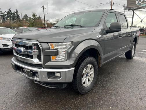 GREY 2015 Ford F-150 XLT