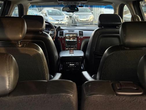 Quicksilver 2007 Cadillac Escalade ESV Standard