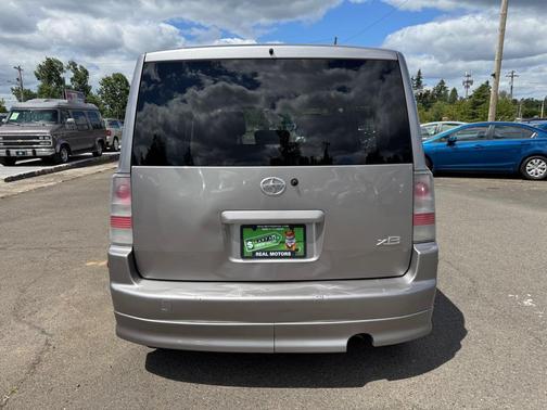GRAY 2006 Scion xB Base