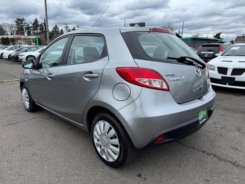 GRAY 2014 Mazda Mazda2 Sport