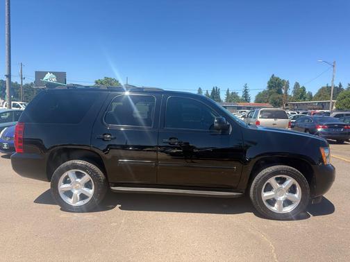 BLACK 2013 Chevrolet Tahoe LT