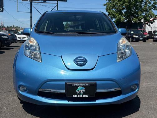Blue Ocean 2013 Nissan Leaf SL