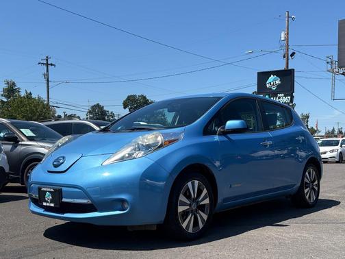 Blue Ocean 2013 Nissan Leaf SL