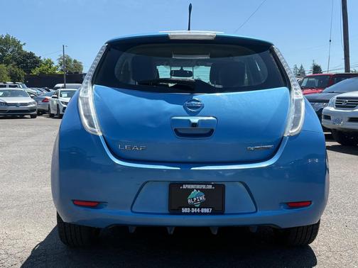 Blue Ocean 2013 Nissan Leaf SL
