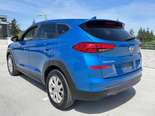 Aqua Blue 2019 Hyundai TUCSON SE