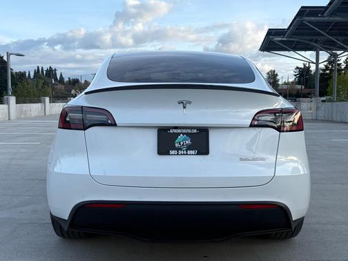 2022 Tesla Model Y Performance Dual Motor All-Wheel Drive