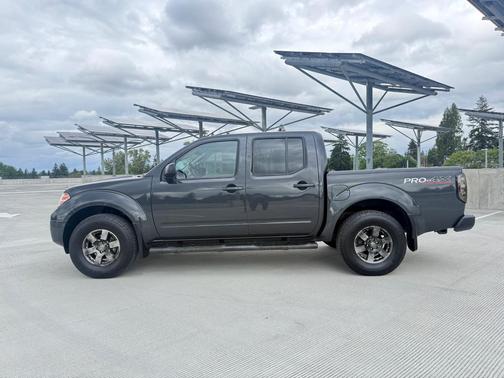 GRAY 2010 Nissan Frontier PRO-4X