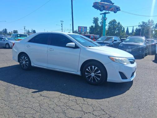 Super White 2012 Toyota Camry BASE