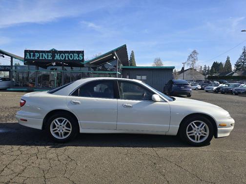 Snow White Pearl/Sand Mica 2000 Mazda Millenia
