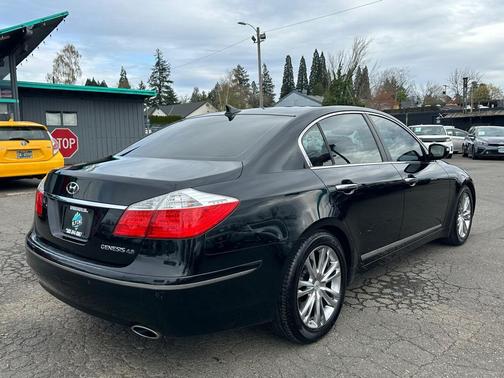 2011 Hyundai Genesis 4.6