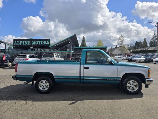 GREEN 1994 Chevrolet 1500 Sportside