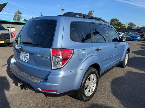 BLUE 2011 Subaru Forester 2.5 X