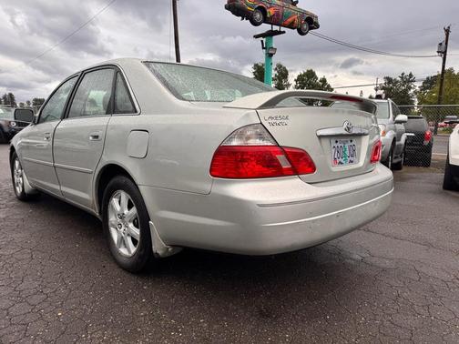 SILVER 2003 Toyota Avalon XL