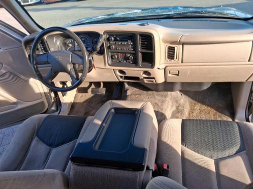 TAN 2003 Chevrolet Avalanche 1500