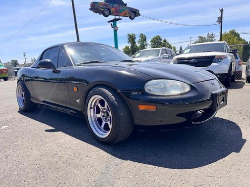 Brilliant Black 1999 Mazda MX-5 Miata Leather Pkg