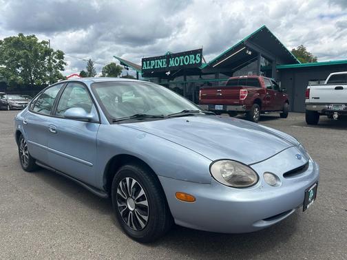 Moonlight Blue Clearcoat Metallic 1997 Ford Taurus GL