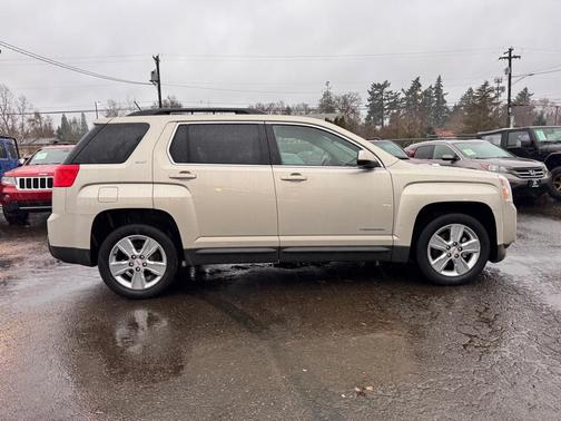 Champagne Silver Metallic 2014 GMC Terrain SLT-1