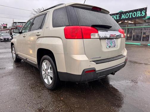 Champagne Silver Metallic 2014 GMC Terrain SLT-1