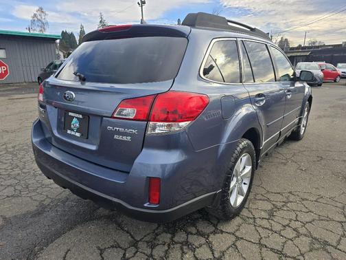 BLUE 2014 Subaru Outback 2.5i Limited