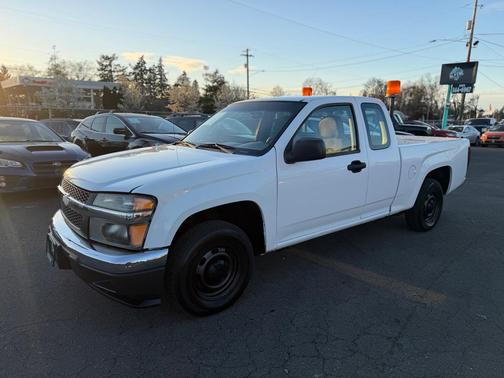 2004 Chevrolet Colorado Base