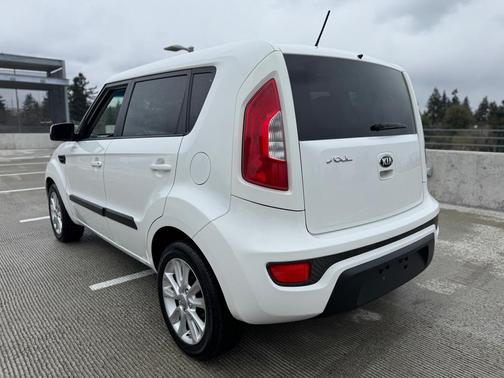 2013 Kia Soul +