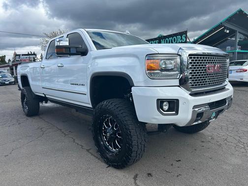 2016 GMC Sierra 3500 Denali