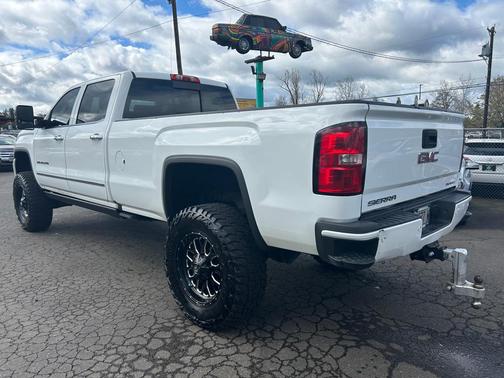 2016 GMC Sierra 3500 Denali