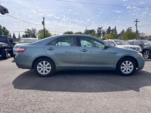 BLUE 2008 Toyota Camry LE
