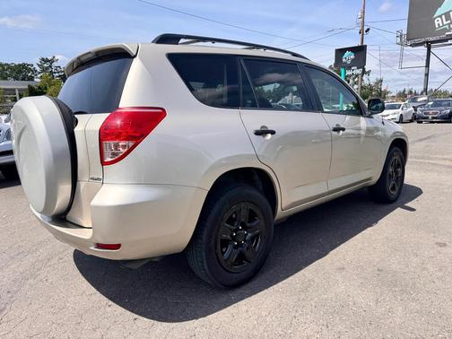 TAN 2006 Toyota RAV4 Base