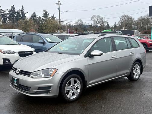 2015 Volkswagen Golf SportWagen TDI S 4-Door
