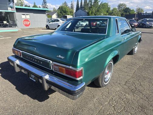 GREEN 1977 Mercury Monarch