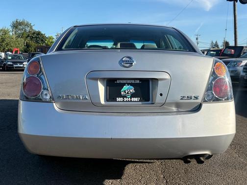 Sheer Silver Metallic 2004 Nissan Altima 2.5 S