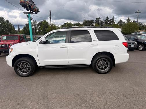 Super White 2016 Toyota Sequoia SR5