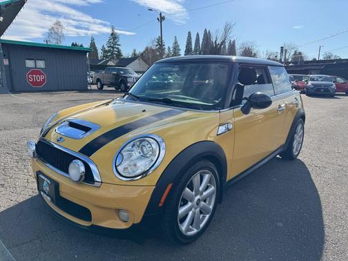 2007 MINI Cooper S Base