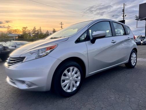 2015 Nissan Versa Note SR