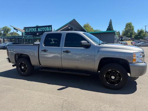GREY 2009 Chevrolet Silverado 1500 LT Crew Cab
